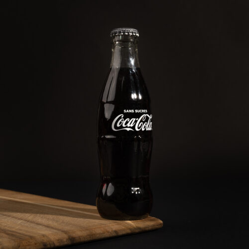 Boissons fraîches en bouteille en verre à Marseille : sodas, jus artisanaux, thés glacés. À emporter ou livrées avec vos menus faits maison.